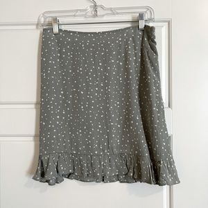 NWT ABERCROMBIE GREEN DOT RUFFLE SKIRT SIZE M